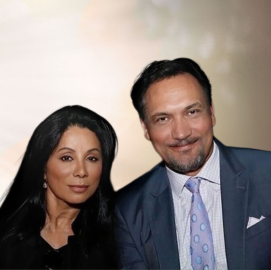 Jimmy Smits and Wanda De Jesús